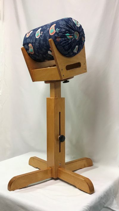 Adjustable pillow stand w pillow